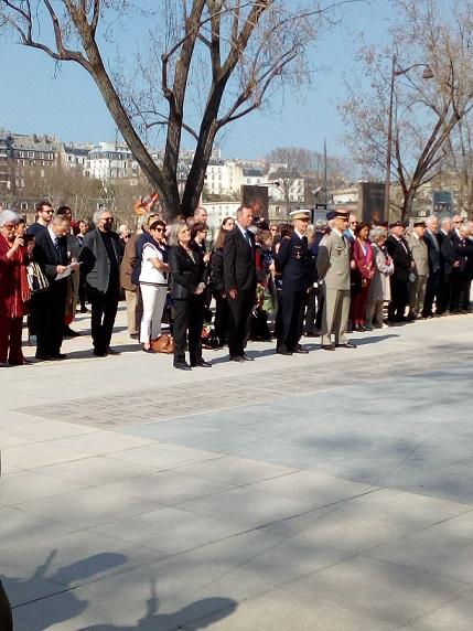 26 03 2022 memorial guerre d algerie paris mme ferrandis et autorites militaires